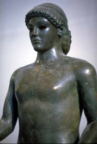 Аполлон из Пьомбино (Фрагмент. Около 475 г. до н.э. Париж, Лувр)